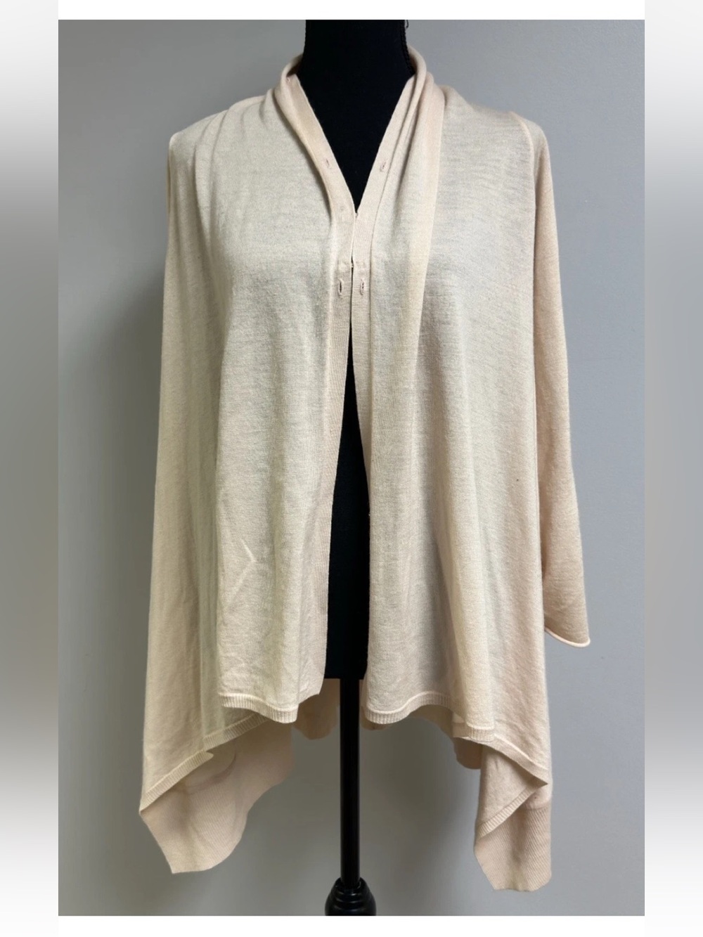 Alice + Olivia Lightweight Cream Open-Front Poncho Cardigan